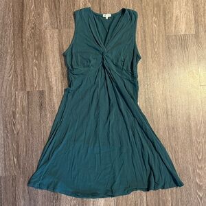 Mod-o-doc | Dark Green Sleeveless Dress with Twist Front